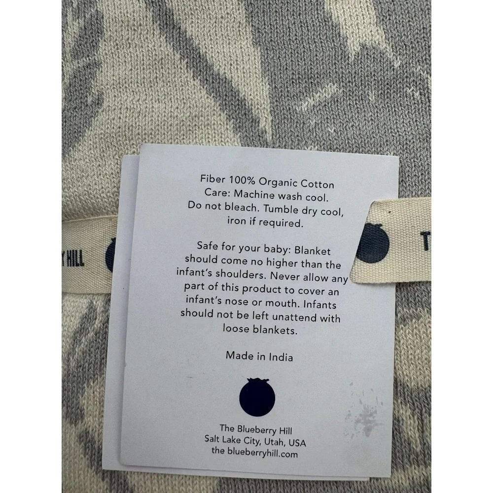 Blueberry‎ hill knit blanket 40 x 32
